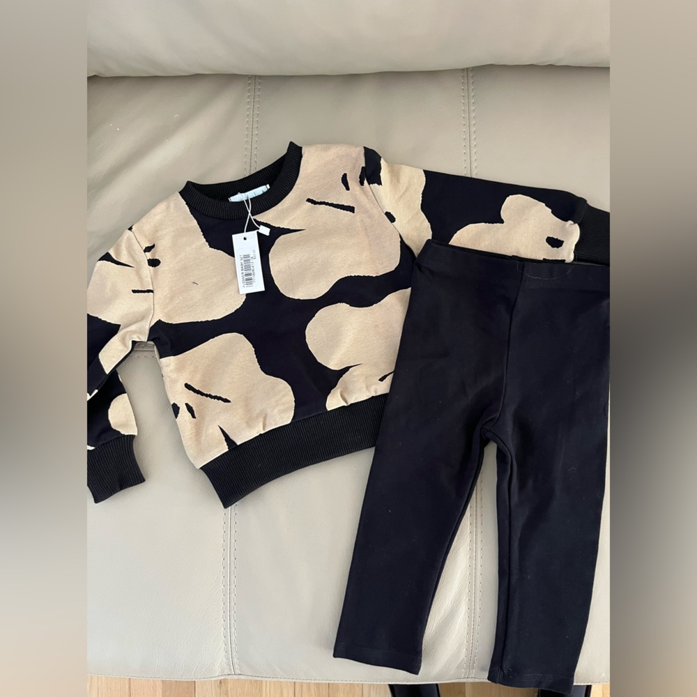 Floral baby sweatshirt set